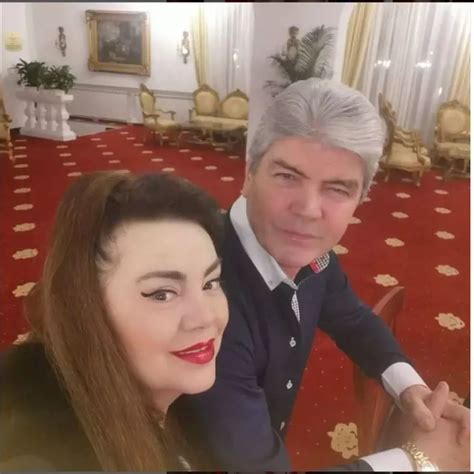 Mama Elenei Gheorghe își face o intervenție estetică. Cum arată .